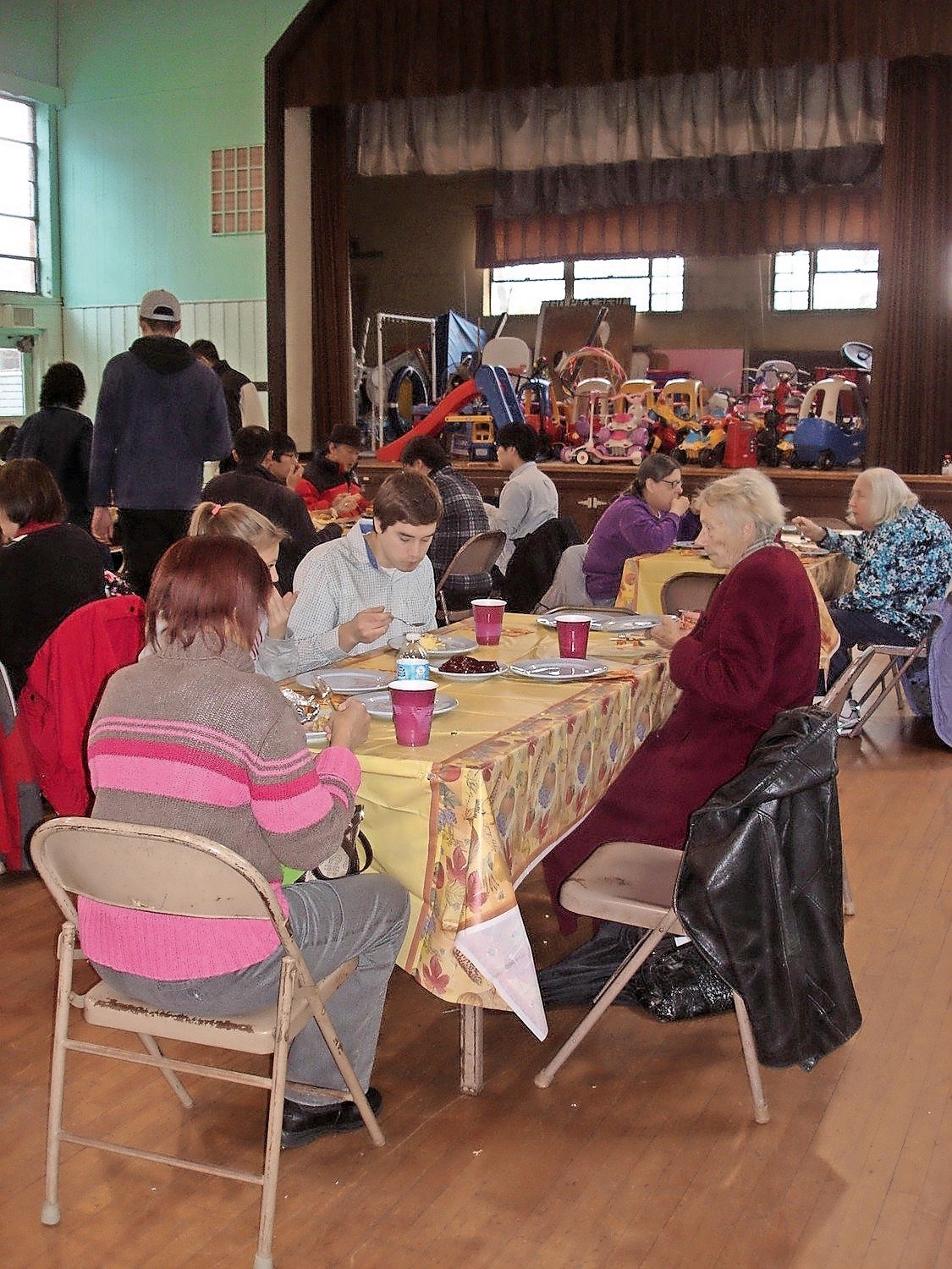 Attendees at Bethany Congregational Church’s 2019 Thanksgiving dinner. As was the case then, participants enjoyed this year’s holiday meal in person.